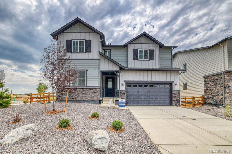 2197 S Jackson Gap St, Aurora, CO 80018