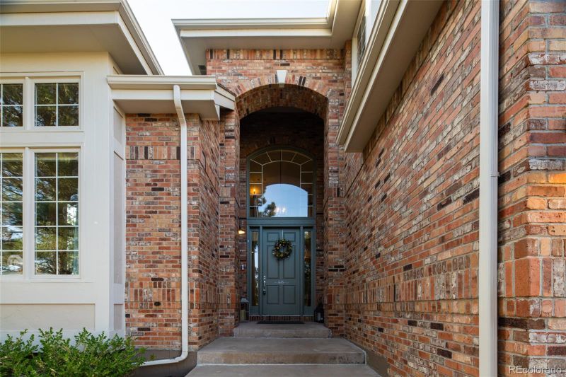 924 Glen Oaks Ave, Castle Pines, CO 80108