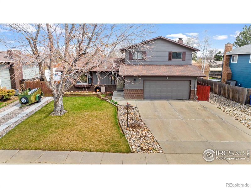 3106 Marshall Ash Dr, Loveland, CO 80538