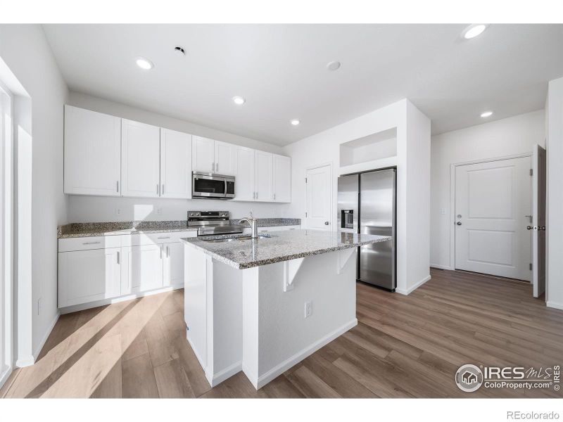 3848 Sprucewood Dr, Johnstown, CO 80534