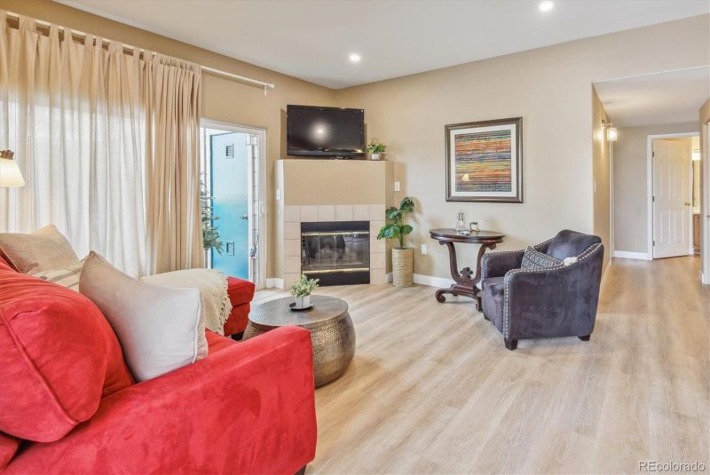3847 Mossy Rock Dr #104, Highlands Ranch, CO 80126