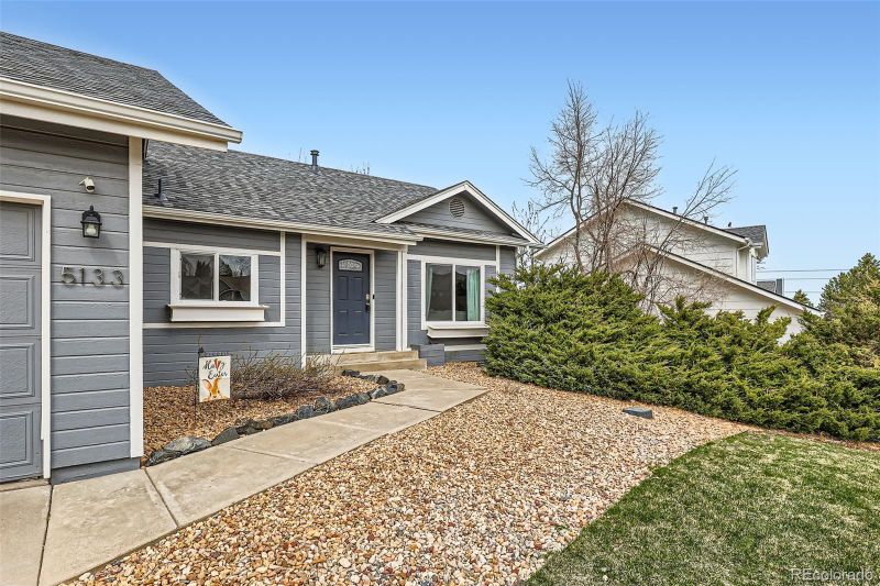 5133 S Flanders Ln, Centennial, CO 80015