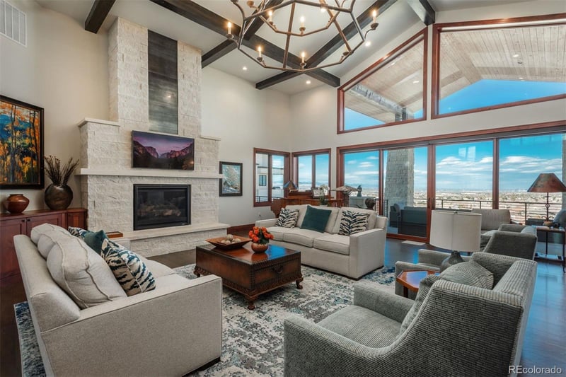 703 Emberglow Ln, Highlands Ranch, CO 80126