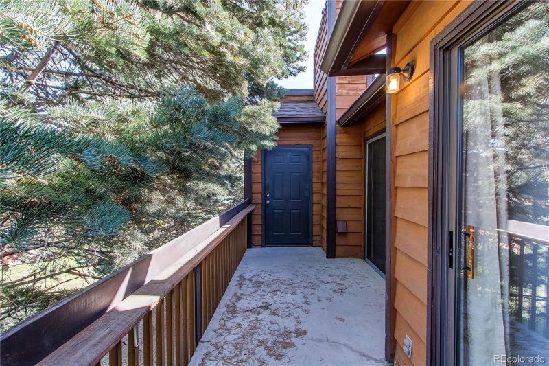 2261 S Buckley Rd #202, Aurora, CO 80013