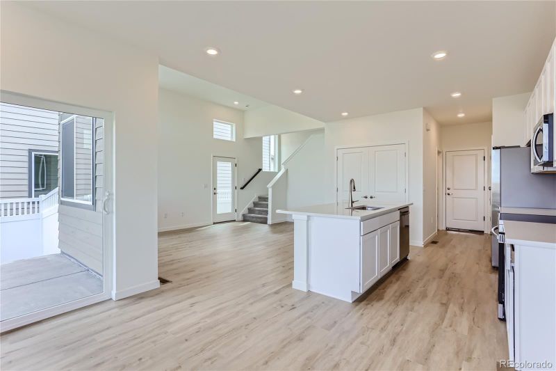 1284 S Algonquian St, Aurora, CO 80018