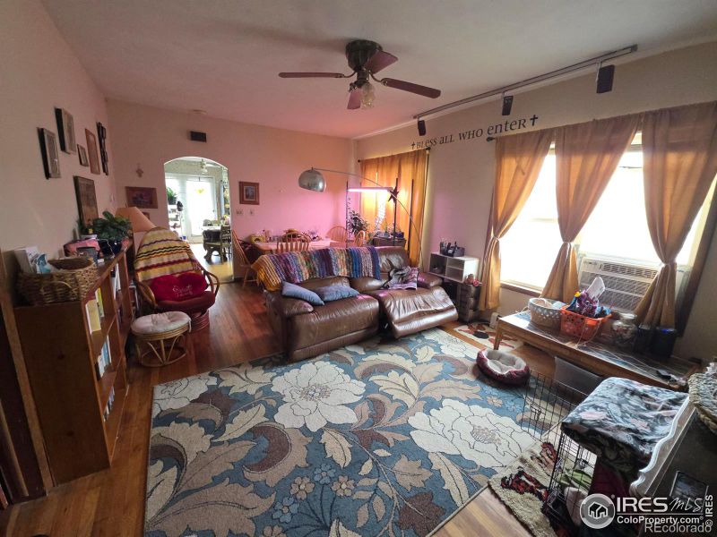 729 Cleveland St, Sterling, CO 80751