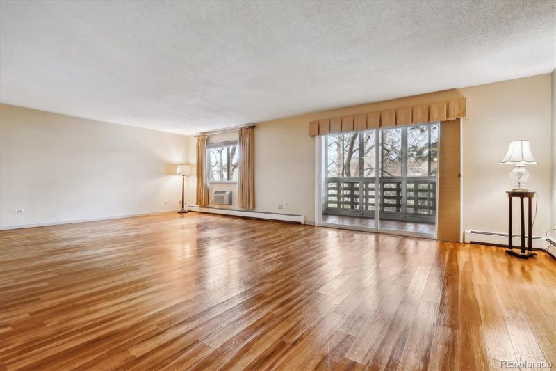 350 S Clinton St #9C, Denver, CO 80247