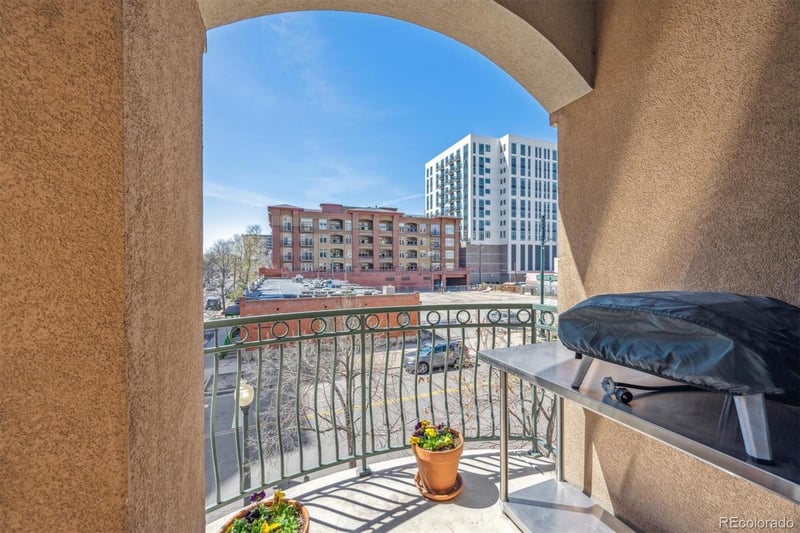 1100 Cherokee St #304, Denver, CO 80204