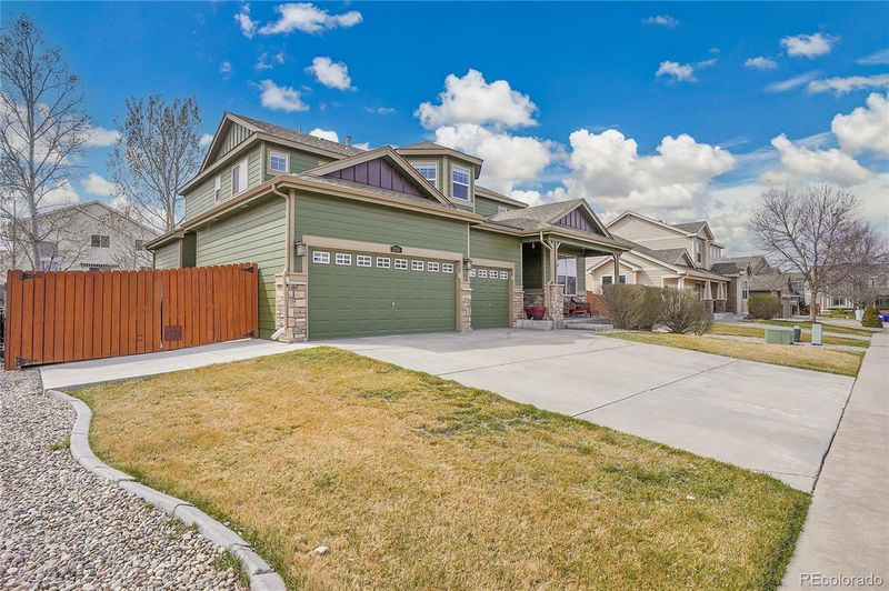 2158 Widgeon Dr, Johnstown, CO 80534
