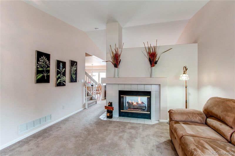 10652 Hyacinth St, Highlands Ranch, CO 80129