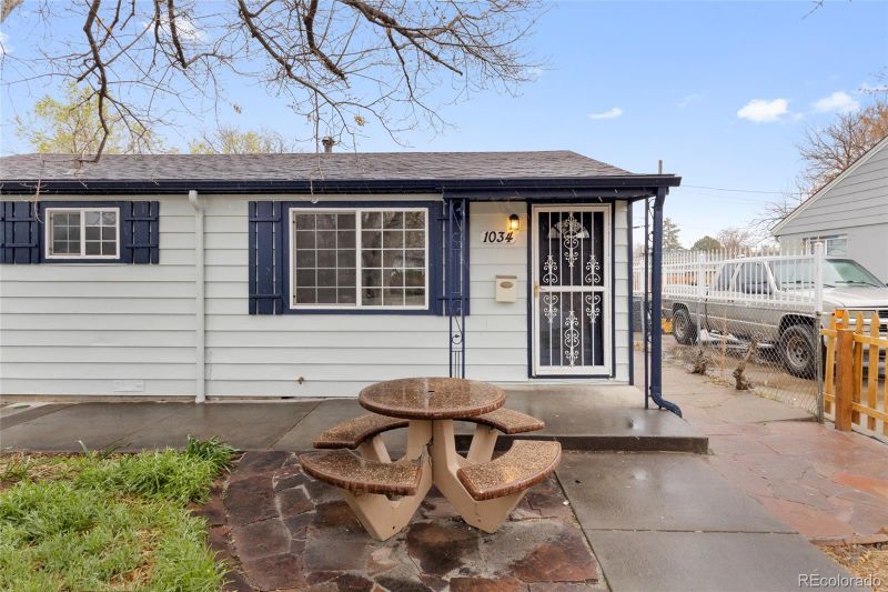 1034 S Meade St, Denver, CO 80219