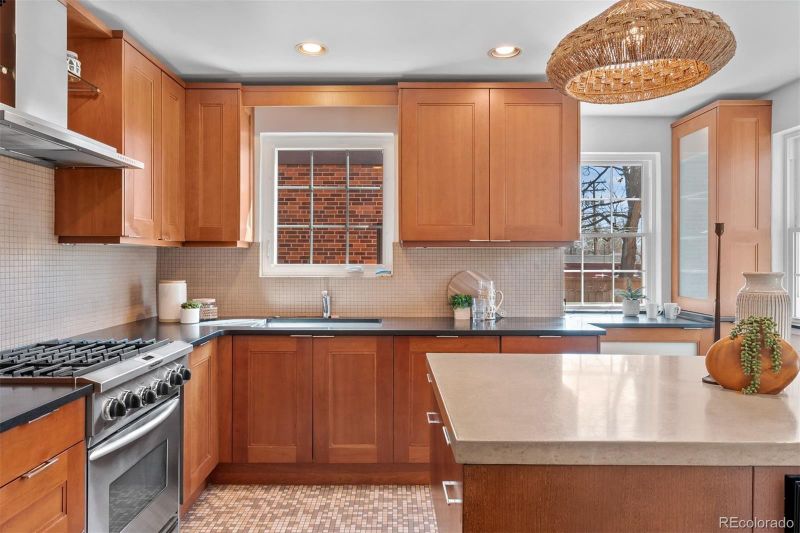 1615 Kearney St, Denver, CO 80220