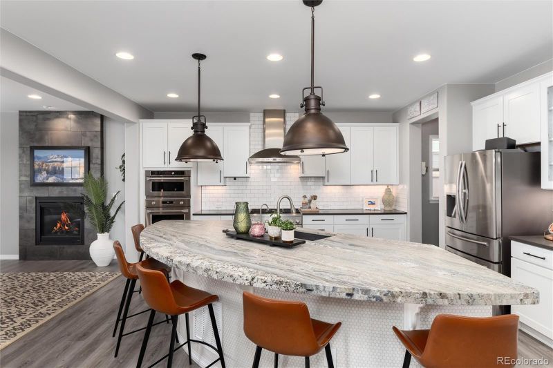 10580 Greycliffe Dr, Highlands Ranch, CO 80126