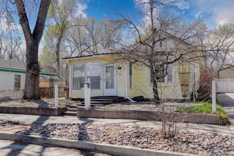 918 N Spruce St, Colorado Springs, CO 80905