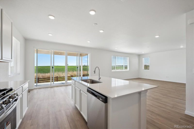 4704 Short Horn Dr, Johnstown, CO 80534