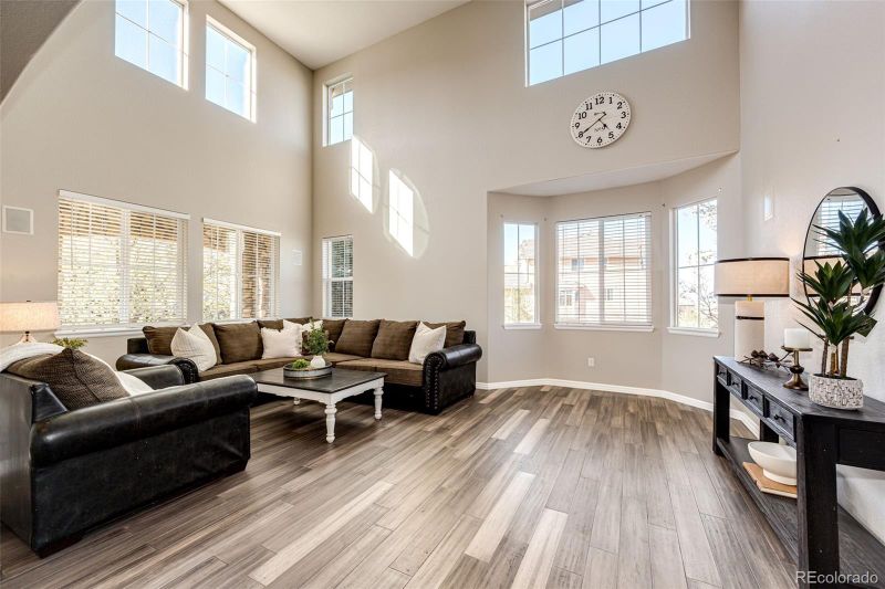 4968 Montvale Dr, Highlands Ranch, CO 80130