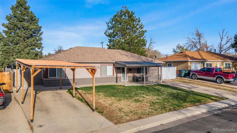 724 Ursula St, Aurora, CO 80011