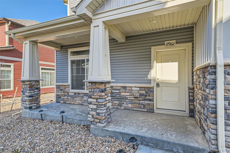17962 E 103rd Ave, Commerce City, CO 80022