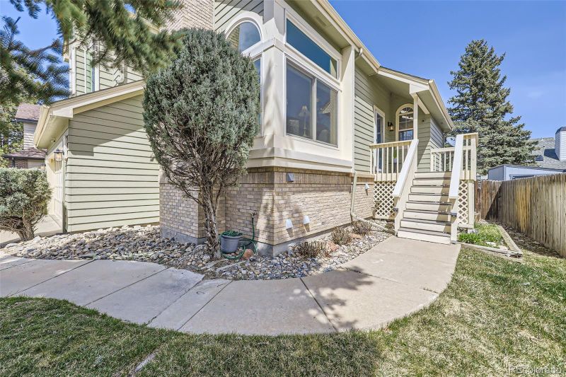 9724 Iris St, Broomfield, CO 80021