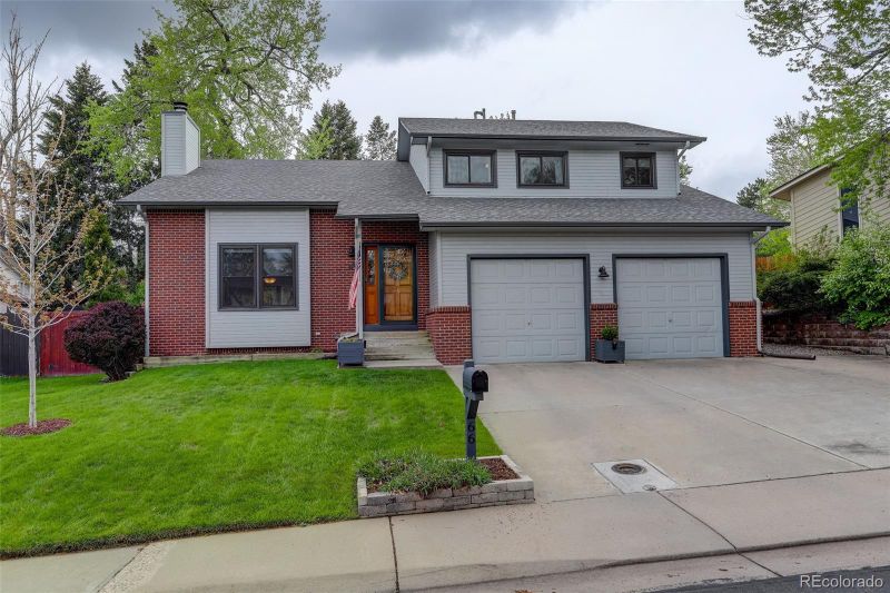66 Yank Way, Lakewood, CO 80228