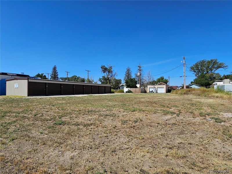 230 Colorado Ave, Stratton, CO 80836