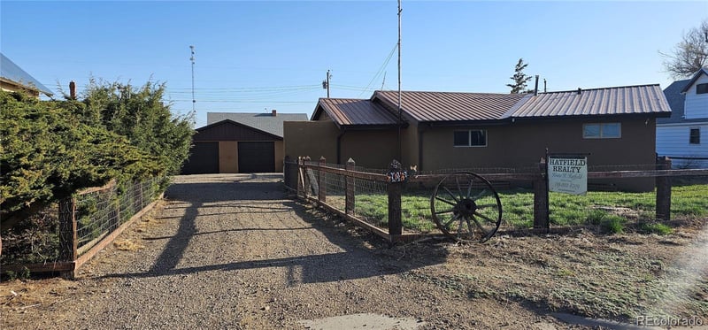 205 W 4th Ave, Kit Carson, CO 80825