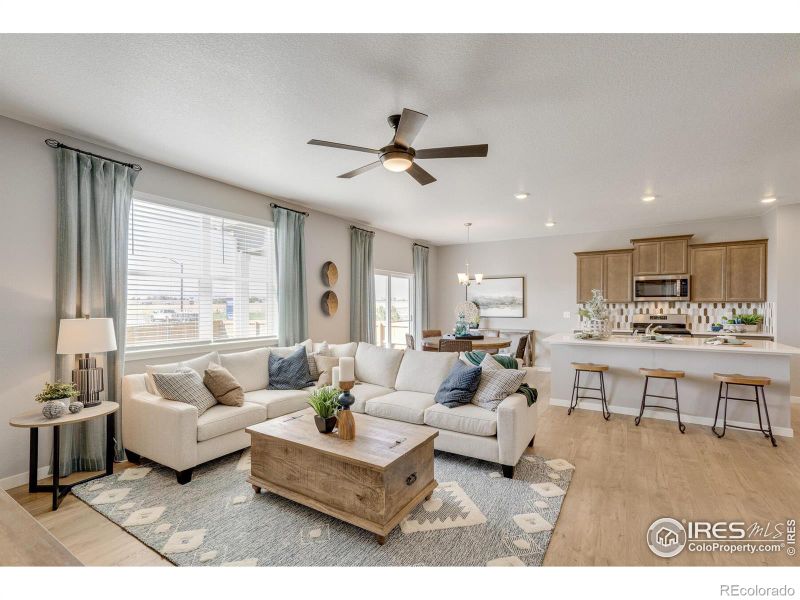 4211 Sandstone Dr, Mead, CO 80504