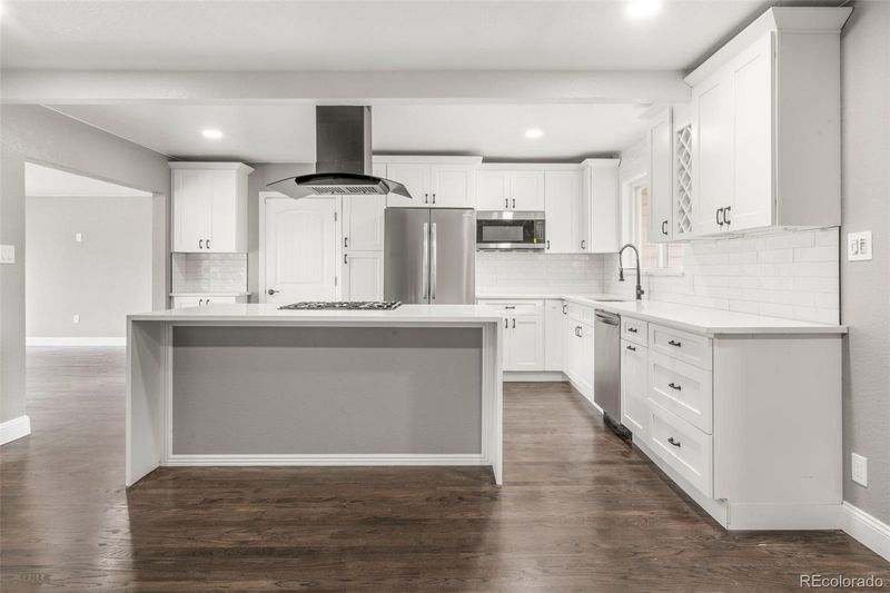 748 W 100th Ave, Northglenn, CO 80260