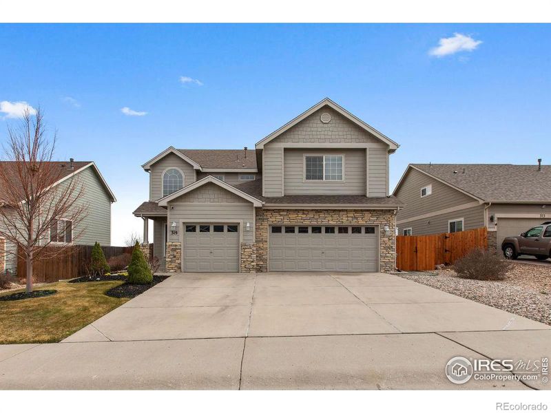 319 Gemstone Ln, Johnstown, CO 80534