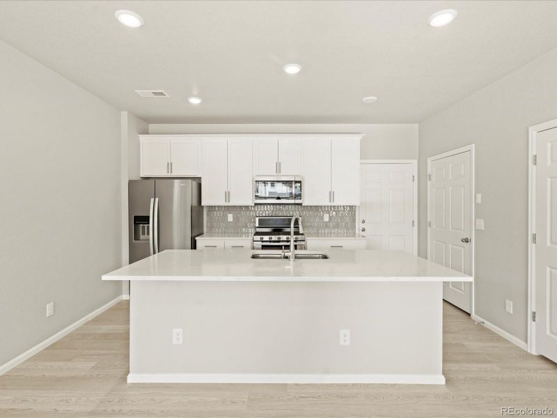 6524 N Malaya St, Aurora, CO 80019