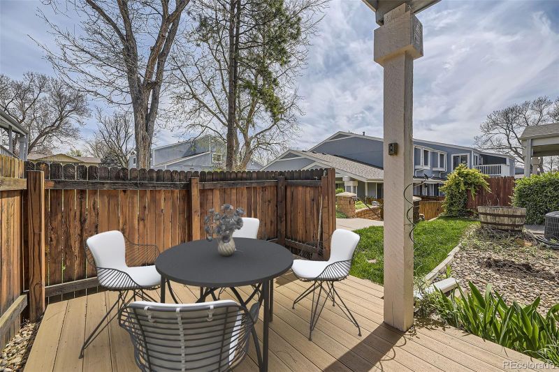 2557 S Dover St #25, Lakewood, CO 80227