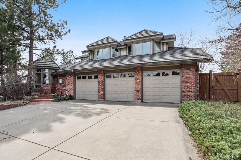 5797 S Laredo Ct, Centennial, CO 80015