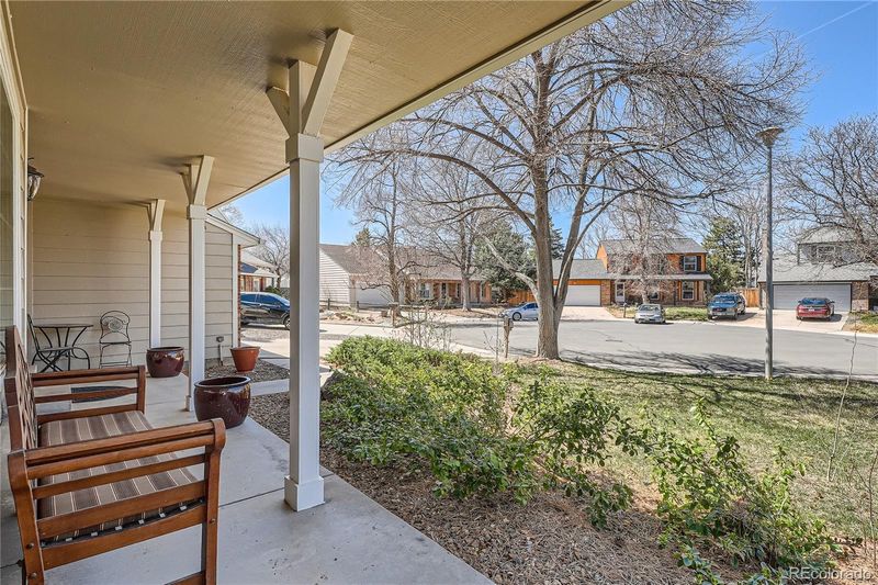 1376 S Laredo Ct, Aurora, CO 80017