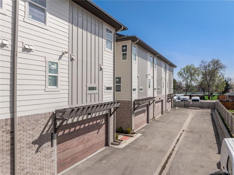 6643 - 6647 W 52nd Ave, Arvada, CO 80002