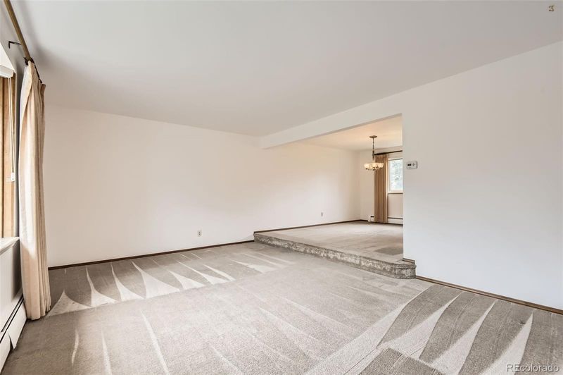 3270 S Krameria St, Denver, CO 80222