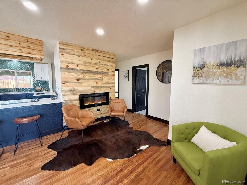 1320 Locust St, Denver, CO 80220