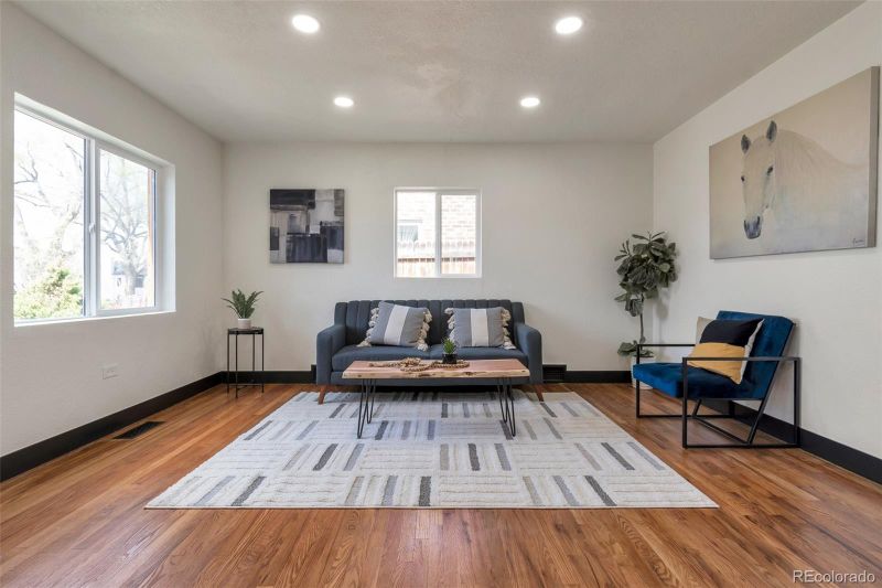 1320 Locust St, Denver, CO 80220