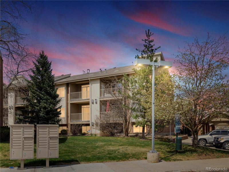 8690 Decatur St #305, Westminster, CO 80031