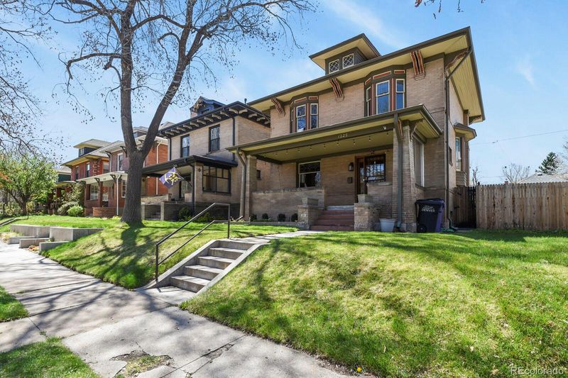 1229 Saint Paul St, Denver, CO 80206