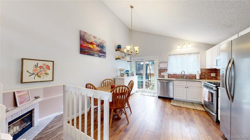 464 Chiswick Cir, Highlands Ranch, CO 80126