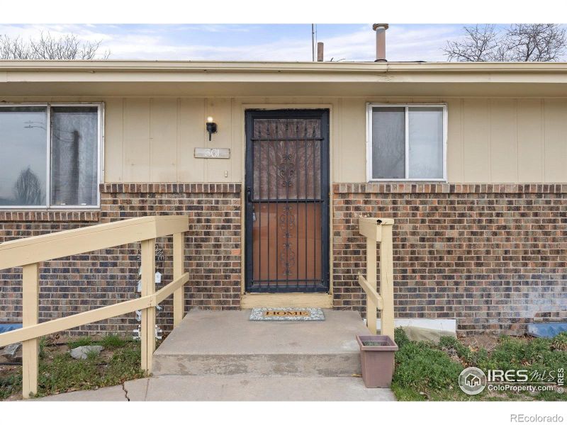 361 S 6th St, La Salle, CO 80645