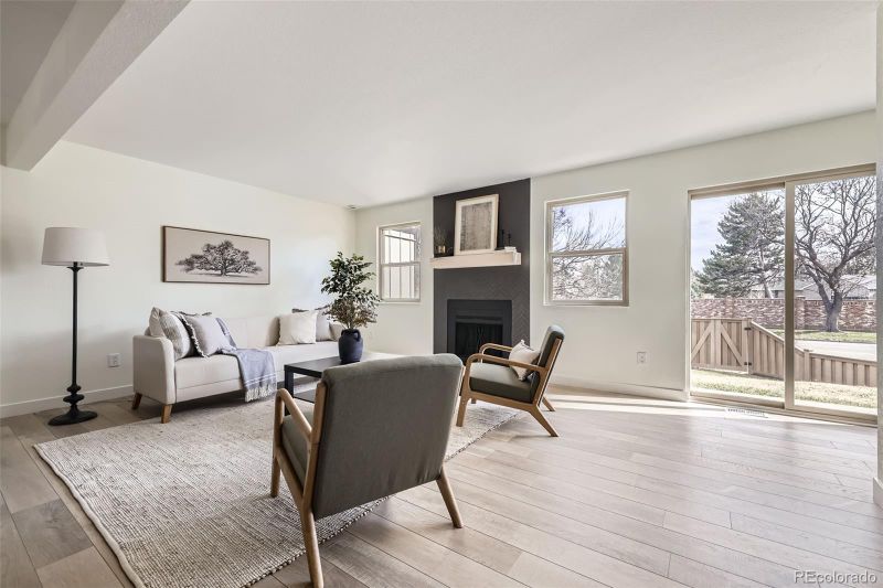 11981 E Yale Ave, Aurora, CO 80014