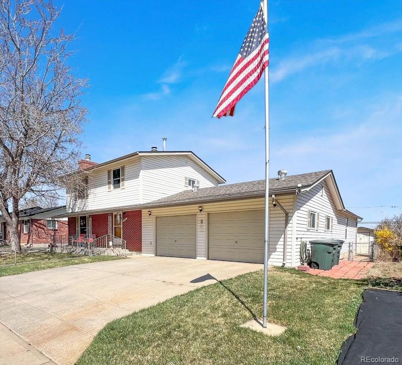 1941 E 119th Pl, Northglenn, CO 80233