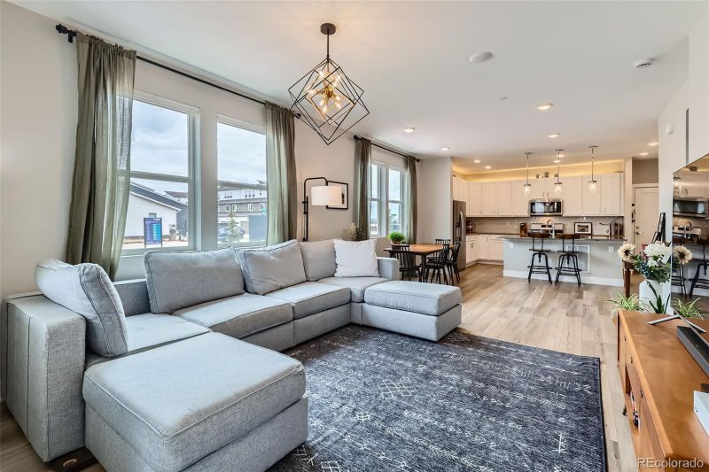 2653 W 69th Dr, Denver, CO 80221