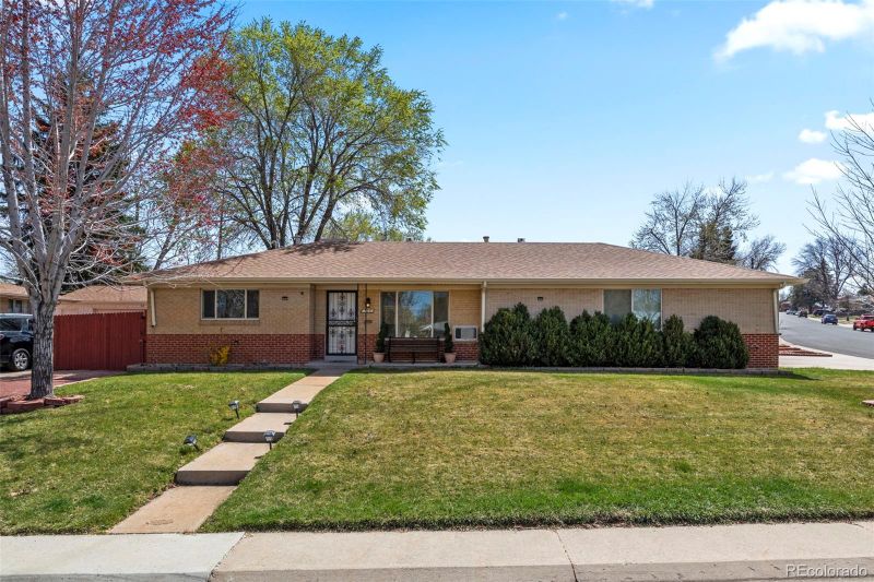 2540 W Gunnison Dr, Denver, CO 80219