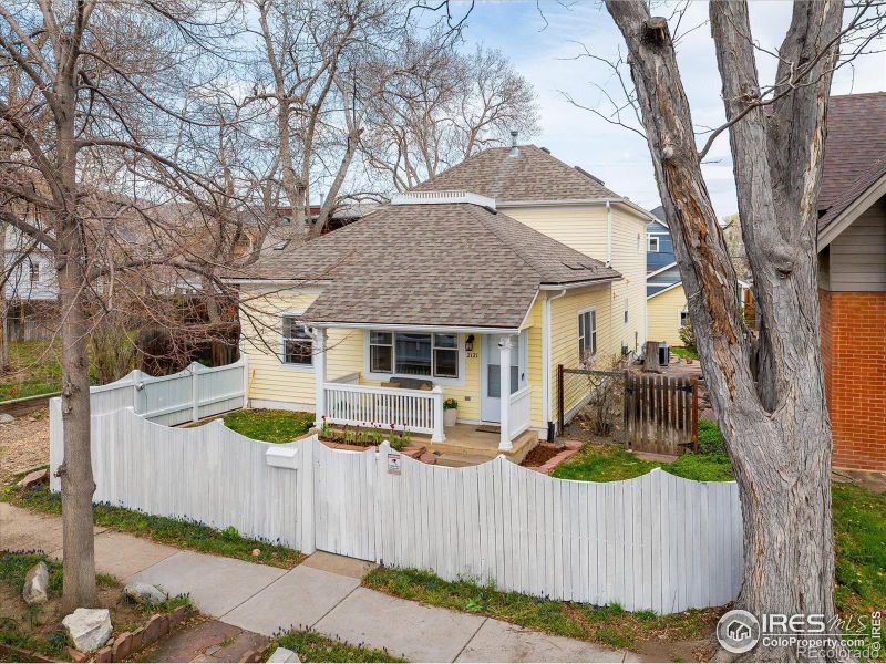 2121 Grove Cir, Boulder, CO 80302
