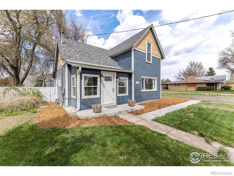 1031 N 4th St, Berthoud, CO 80513