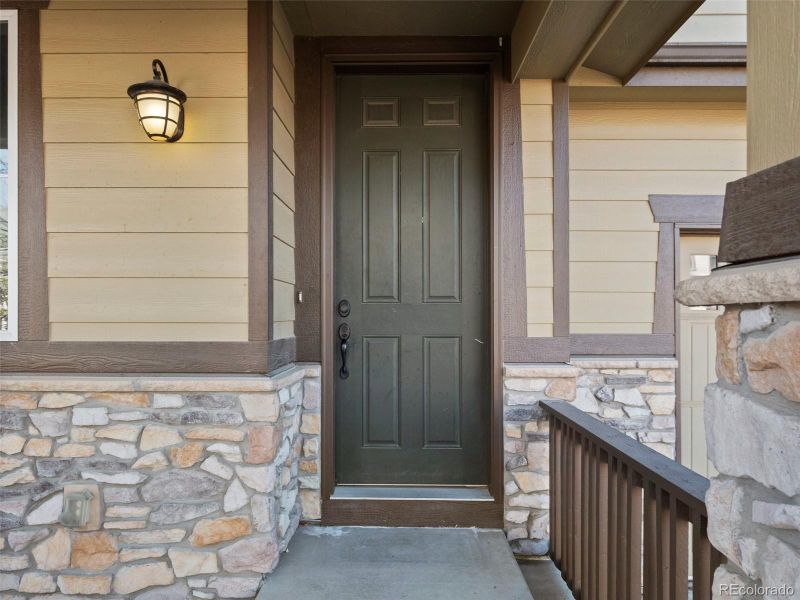 41 Garner Ln, Erie, CO 80516