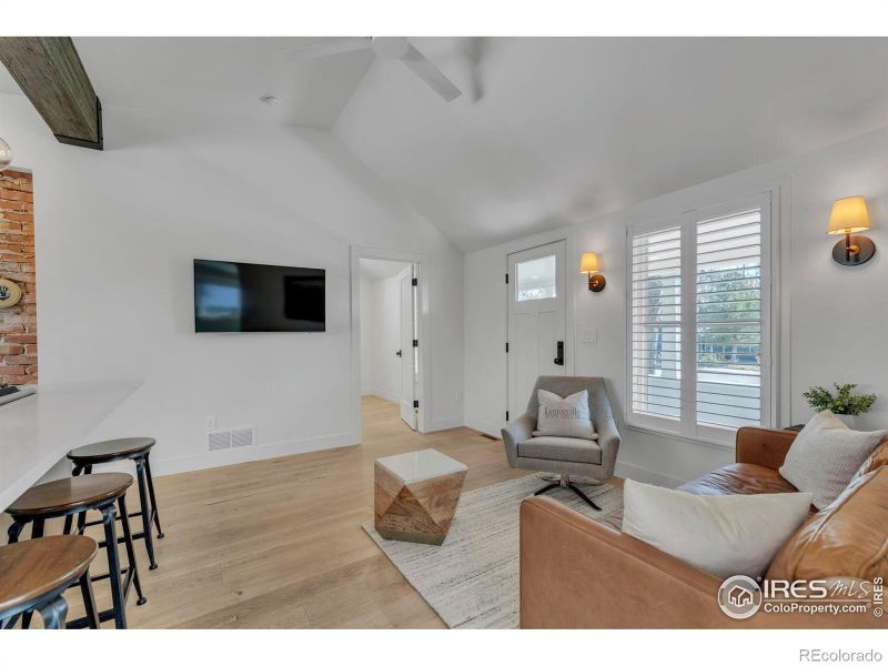 1109 Main St, Louisville, CO 80027