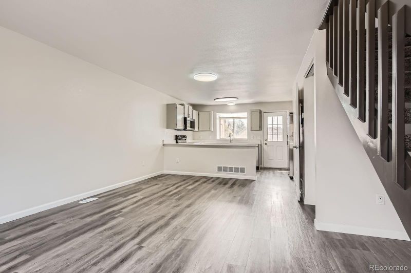 9618 W Chatfield Ave #B, Littleton, CO 80128